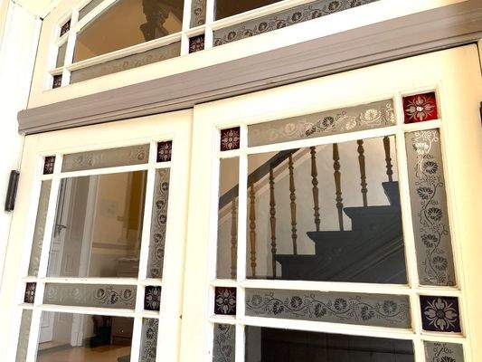 EG Blick ins Treppenhaus