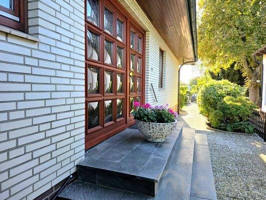 Außen_Eingangstüre_IV