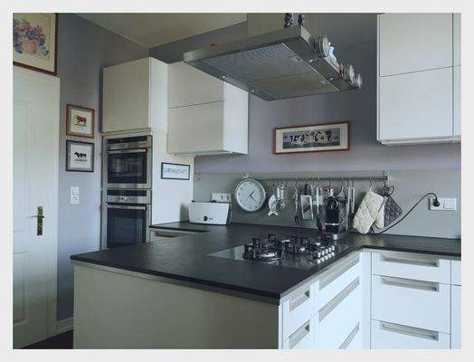 06 Küche - Zugang zum Flur.jpg