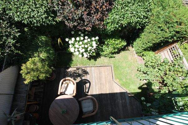 Garten vom Balkon aus gesehen