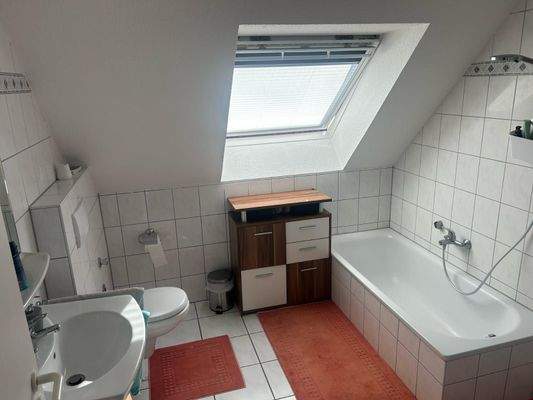 Badezimmer 2.OG WHG Nr.5