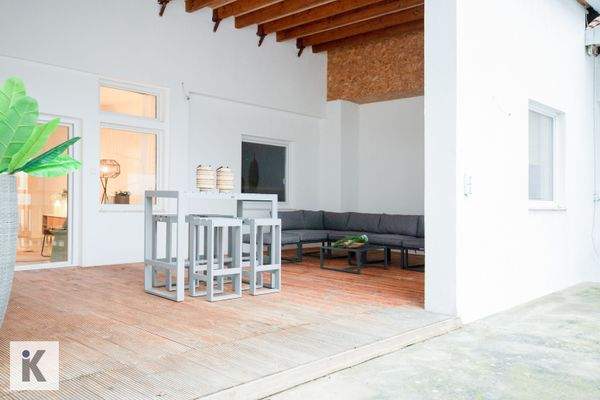 Überdachte Terrasse