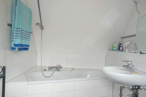 Badezimmer mit Tageslicht