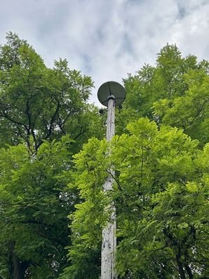 Alter Laternenmast an der Einfahrt .jpg