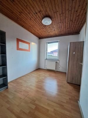 kleineres Schlafzimmer