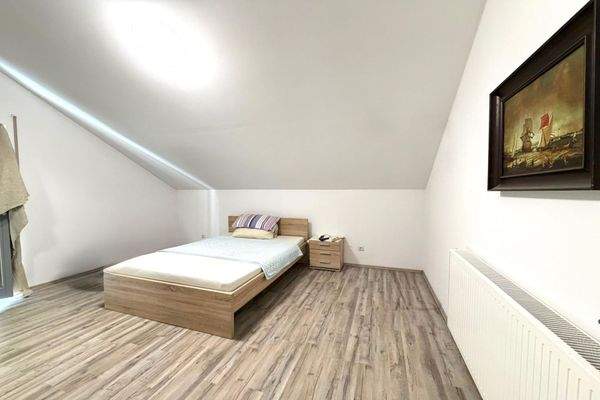 1.OG 3. Schlafzimmer