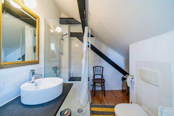 Badezimmer Wohneinheit 2