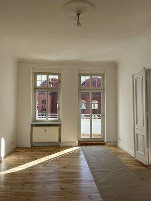 Balkonzimmer Loggia.jpg