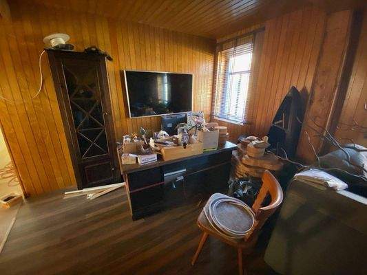 Kaminzimmer im 1. OG (1).jpg