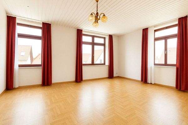 Wohnzimmer leergeräumt