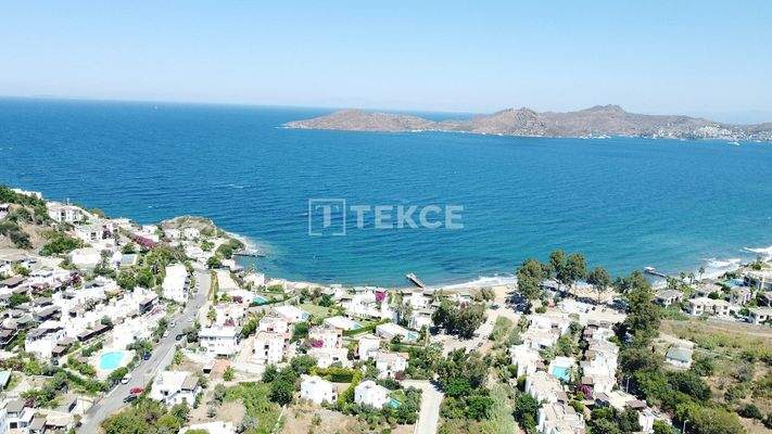 Detached Villa with Private Pool Near Yalıkavak Marina