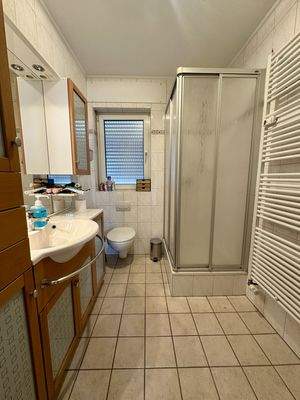 Duschbad mit Fenster