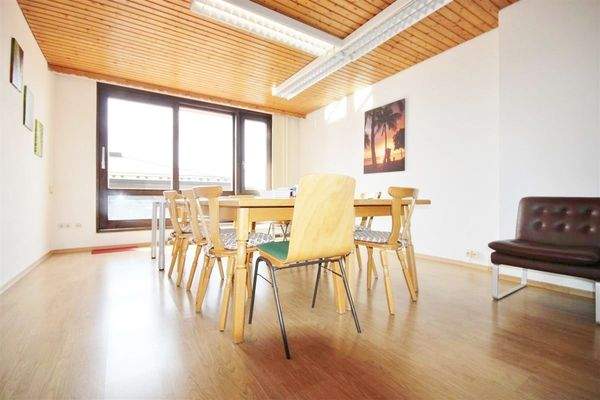 Beispielfläche Büro