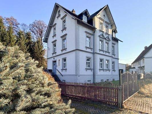 Giebelseite mit Hauseingang