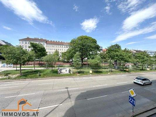 12 ausblick guÌrtel.jpg