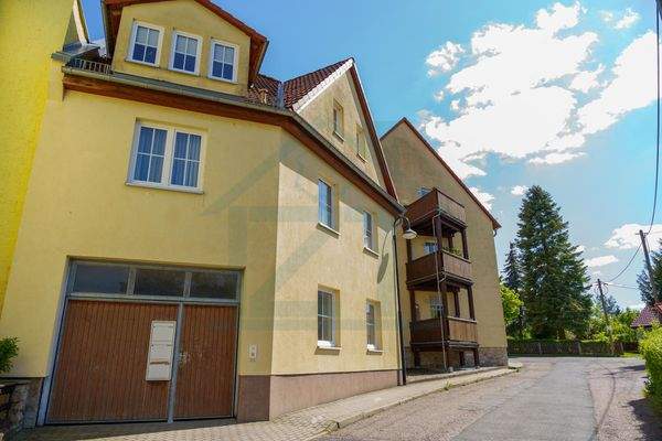 Außenansicht, Nebeneingang