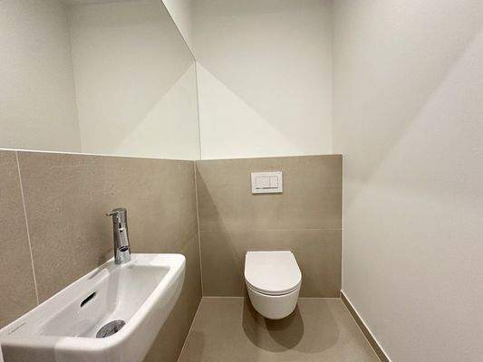 20250331_094207836_iOS