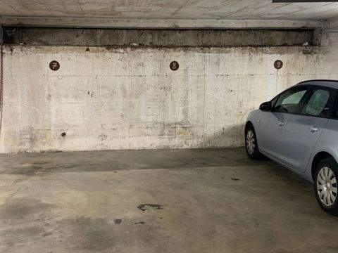 Düsseldorf Garage, Düsseldorf Stellplatz