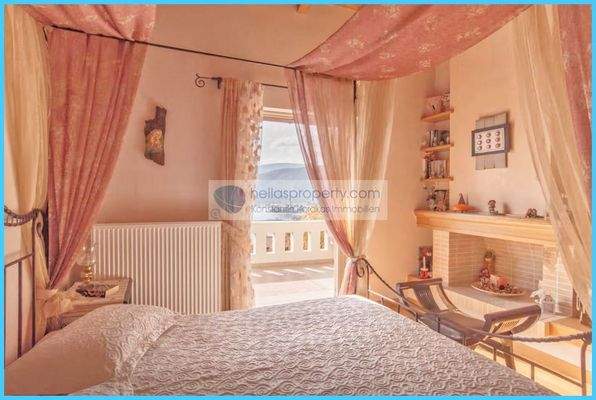 5f4aa8da49384b8c8b7afffe65d412c9-original