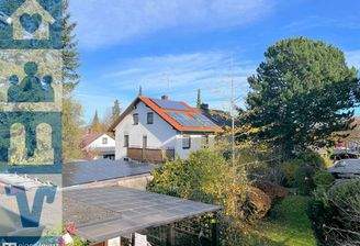 Ausblick vom Wintergarten der Maisonettewohnung in Forstenried