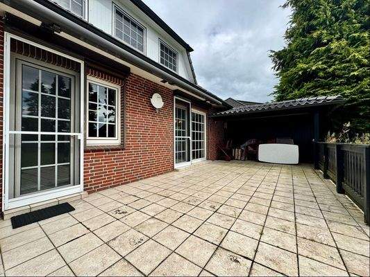 Terrasse - teilüberdacht