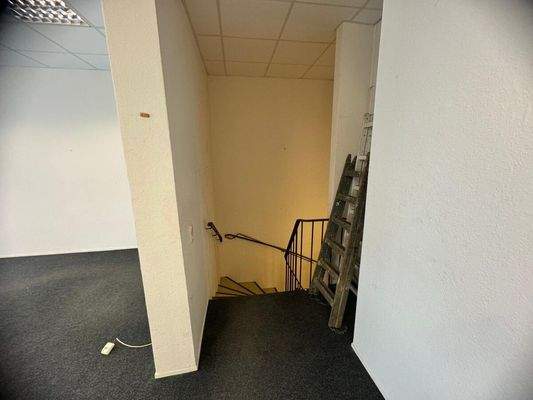 Treppenanlage zum Untergeschoss