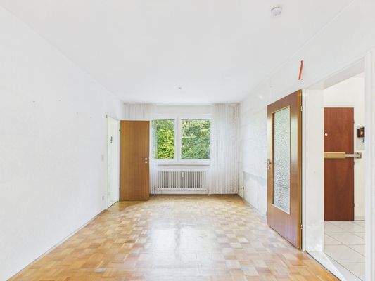 Essbereich mit angrenzender Küche