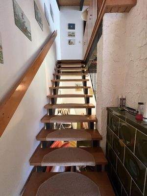 Treppe zum OG Hauptwohnung