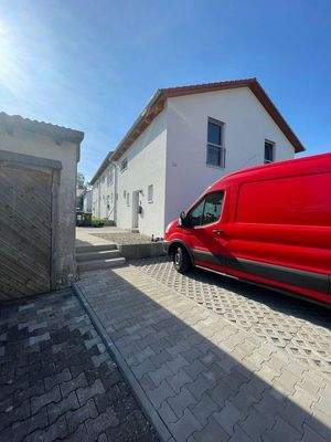 Zugang mit Stellplätzen