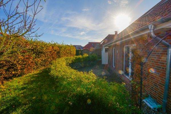 Terrasse an den Schlafzimmern