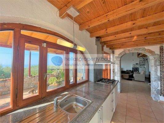 4d41acd6b8c942a38841e9ee638a53f3-original