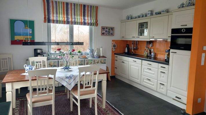 Essen und Küche.jpg