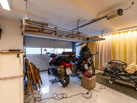 Garage Reihenendhaus