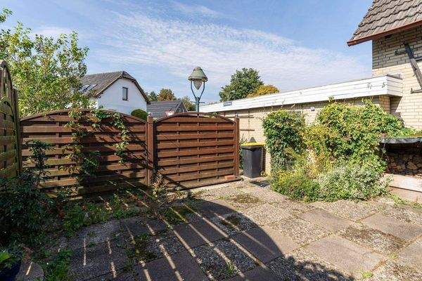 Hausansichten 9 - Die Terrasse.jpg