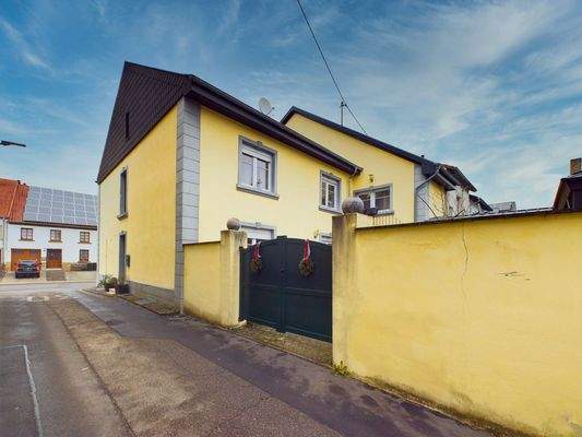 Ferienresidenz für Airbnb in Überherrn - Altforweiler