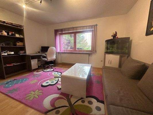 Büro / Kinderzimmer im EG