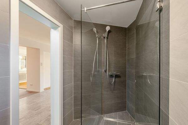 Das_Badezimmer_im_EG