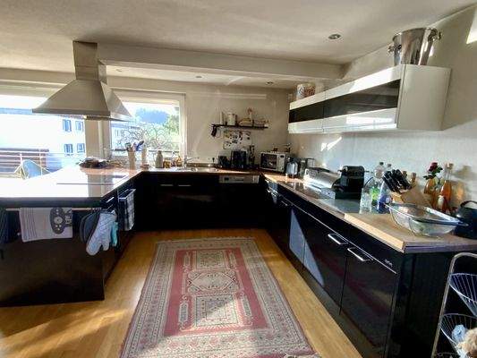 Hochwertige Einbauküche