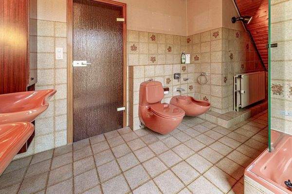 Dusch- und Wannenbad