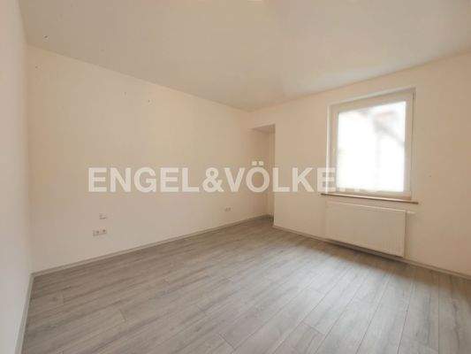 Schlafzimmer oder Büro im EG