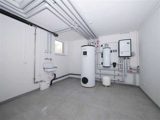 Haustechnik und Waschen-Trocknen