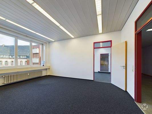 Eden-Ehbrecht-Immobilien_Büroflächen_Telekom-Gebäude_022