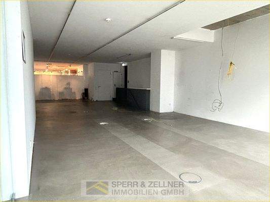 Verkaufsfläche/Bürofläche