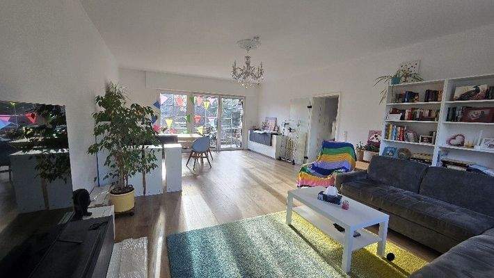 Möblierter Wohn-Essraum