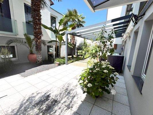 Gemeinsames Plätzchen, zwei Häuser