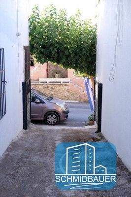 Kreta, Pompia: Traditionelles Haus in schöner Lage mit Innenhof zu verkaufen