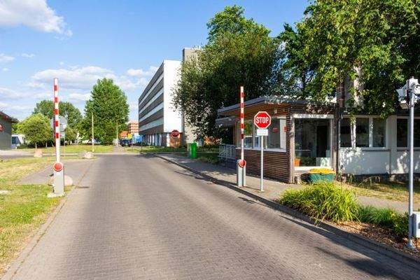 Einfahrt MEON-Gewerbepark