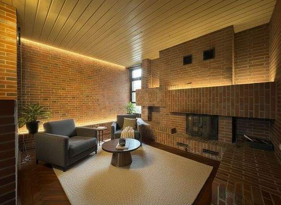 Kaminzimmer KI-Bearbeitet