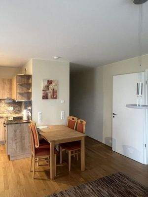 Wohnzimmer / Essbereich