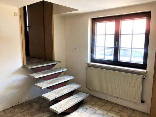 Whg. 2 Küche mit Eingangsbereich